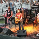 Papa's on the Lake live music