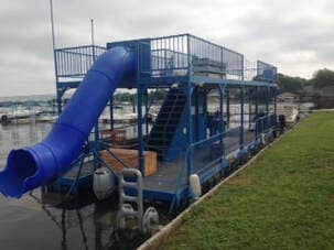 Nauti-Dayz party boat