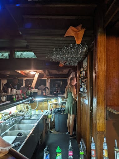 Southern Empress bar