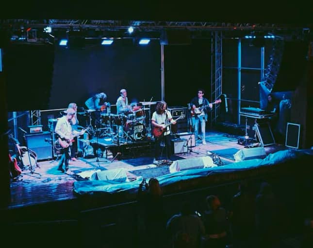 Pacific Yard House stage