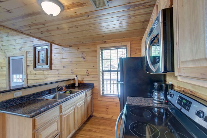 Water’s Edge Resort cabin
