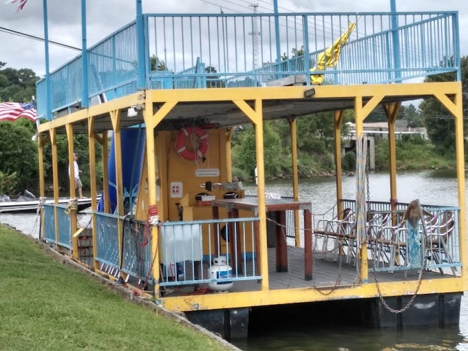 Nauti-Dayz party boat