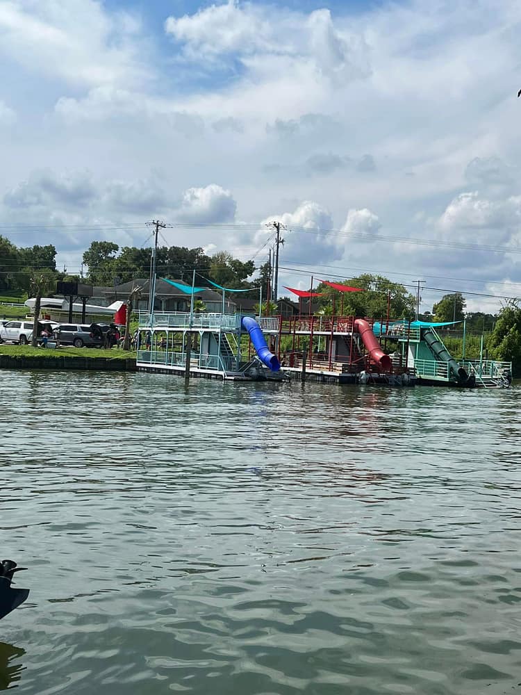 Nauti-Dayz party boats