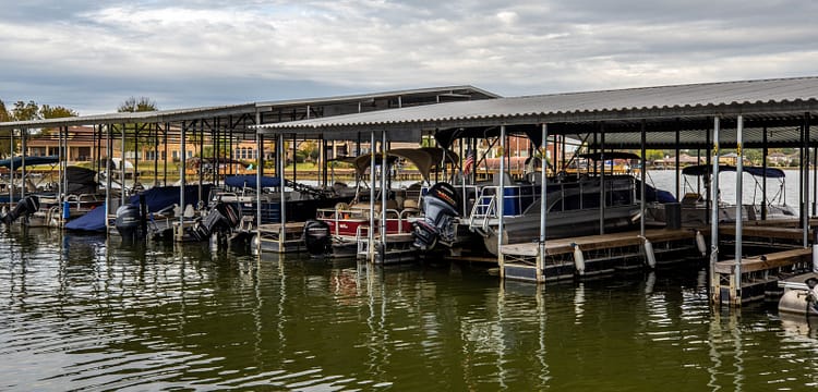 April Plaza Marina boat rentals