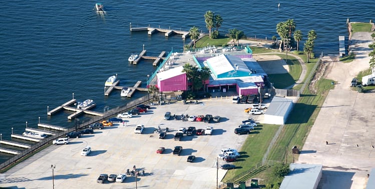 Papa's on the Lake aerial