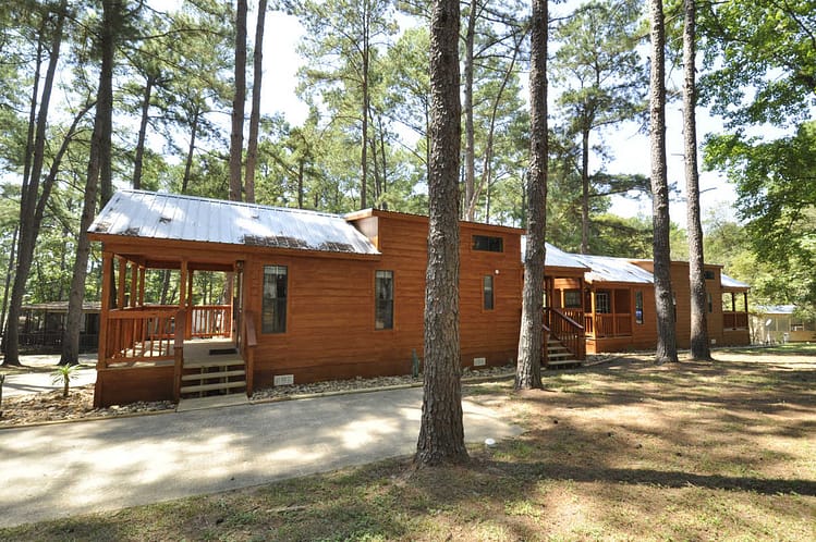 Stow-A-Way Marina & RV Park cabins