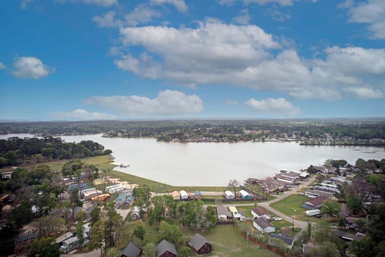 Water’s Edge Resort aerial