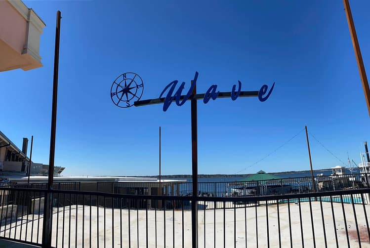 Wave on Lake Conroe