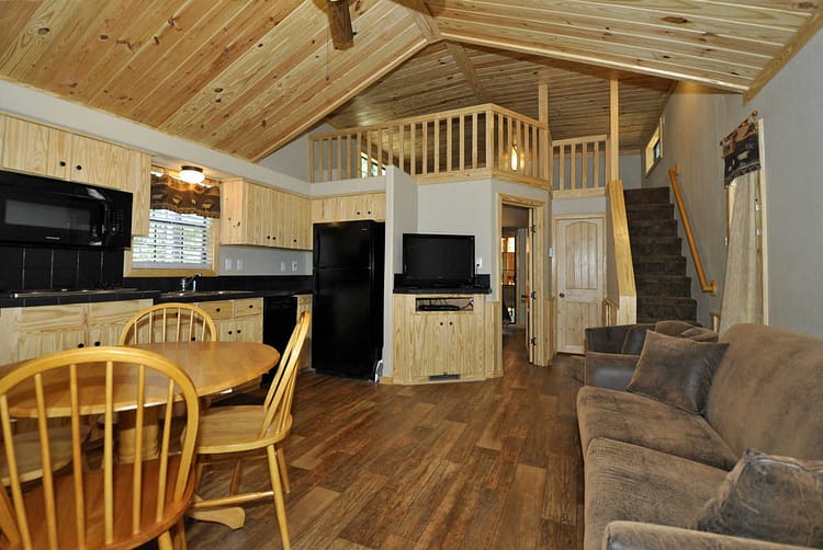 Stow-A-Way Marina & RV Park cabin