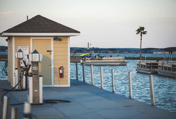 Safe Harbor Walden fuel dock