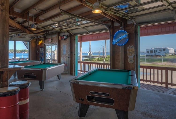 Papa's on the Lake pool tables
