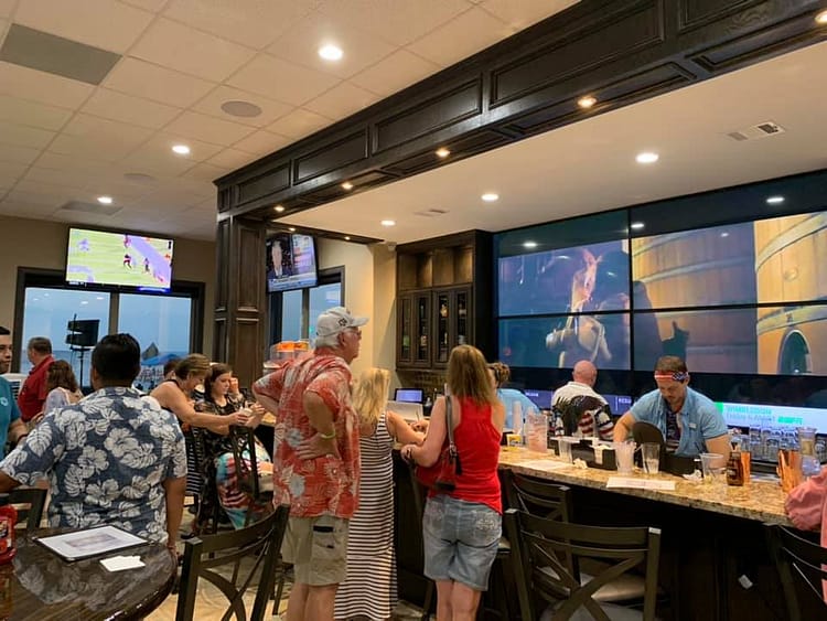 Breakwater Grille bar