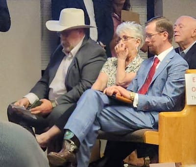 State Representative Metcalf Working With Democrats? And You Know How I Feel About Socialists!!