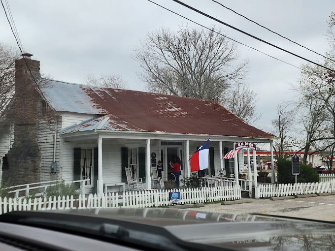 NH Davis Museum in Montgomery Looking for Docents and Volunteer Help