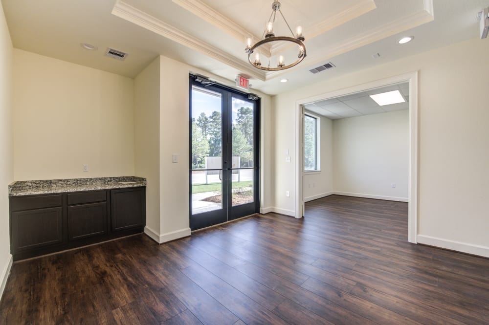 Office space for sale or lease at Bridges Point office Park in Atascocita