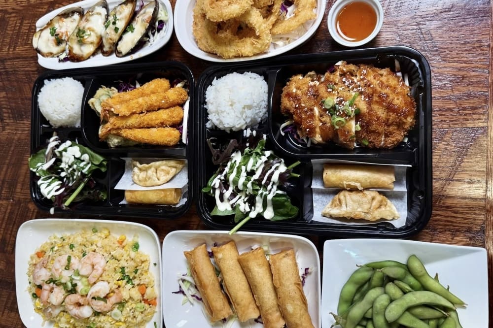 The cafe offers traditional Japanese cuisine, such as classic noodle dishes and sushi rolls. (Courtesy Penguin 64 Boba Cafe)