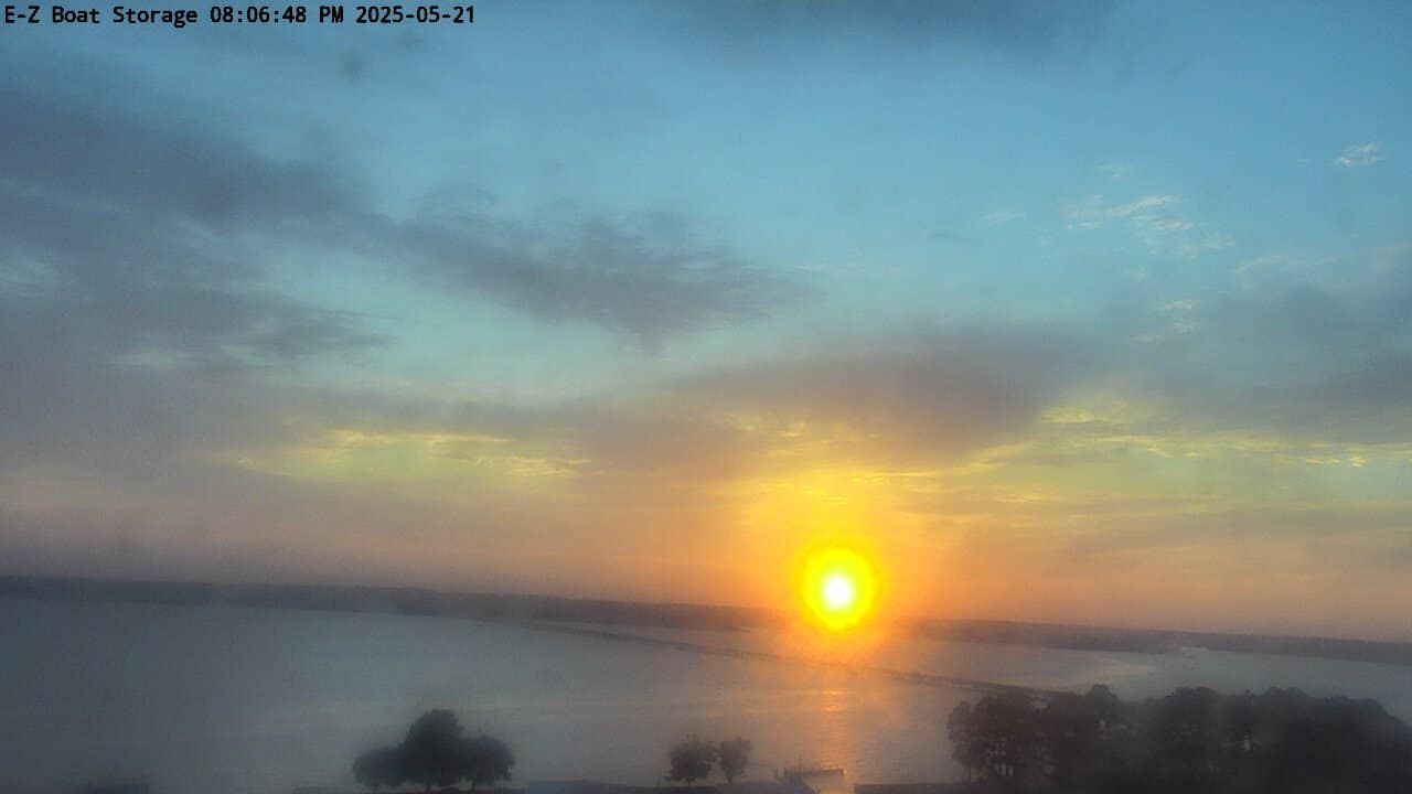 25-05-21_20-06-48-75.jpg Lake Conroe sunset photo