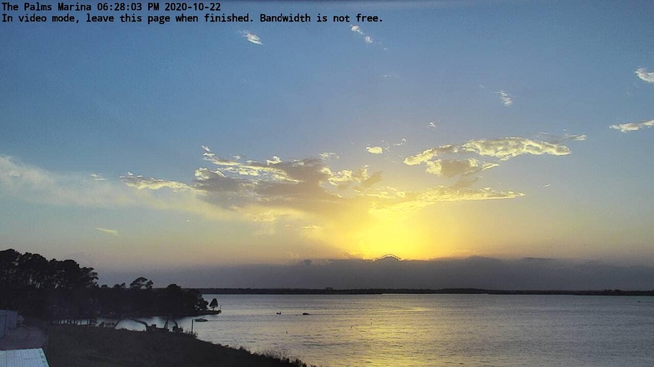 20-10-22_18-28-04-00.jpg Lake Conroe sunset photo