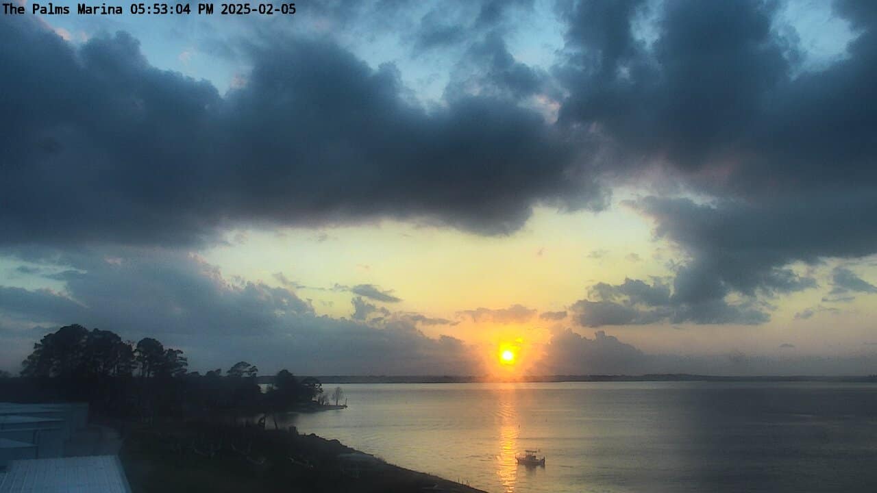 25-02-05_17-53-04-21.jpg Lake Conroe sunset photo