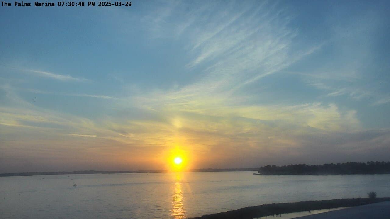 25-03-29_19-30-48-99.jpg Lake Conroe sunset photo