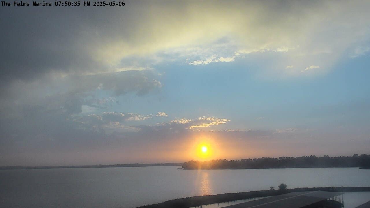 25-05-06_19-50-35-01.jpg Lake Conroe sunset photo