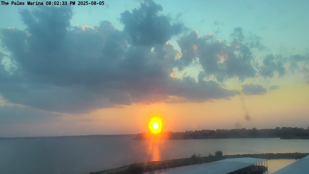 25-08-05_20-02-33-85.jpg Lake Conroe sunset photo