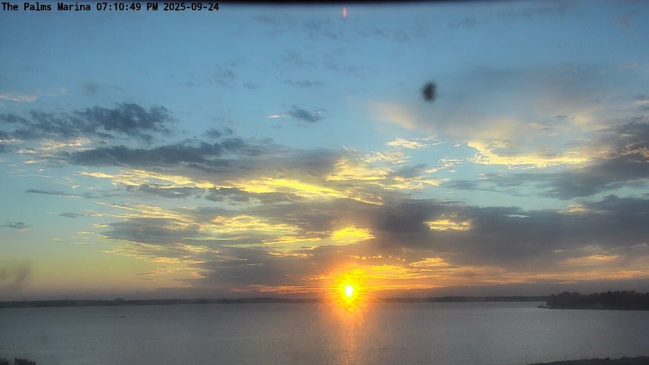 25-09-24_19-10-49-14.jpg Lake Conroe sunset photo