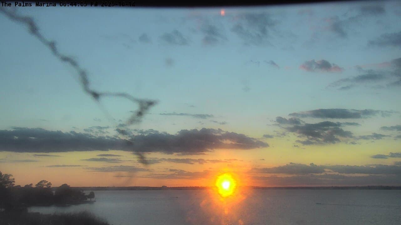 25-10-18_18-44-05-15.jpg Lake Conroe sunset photo