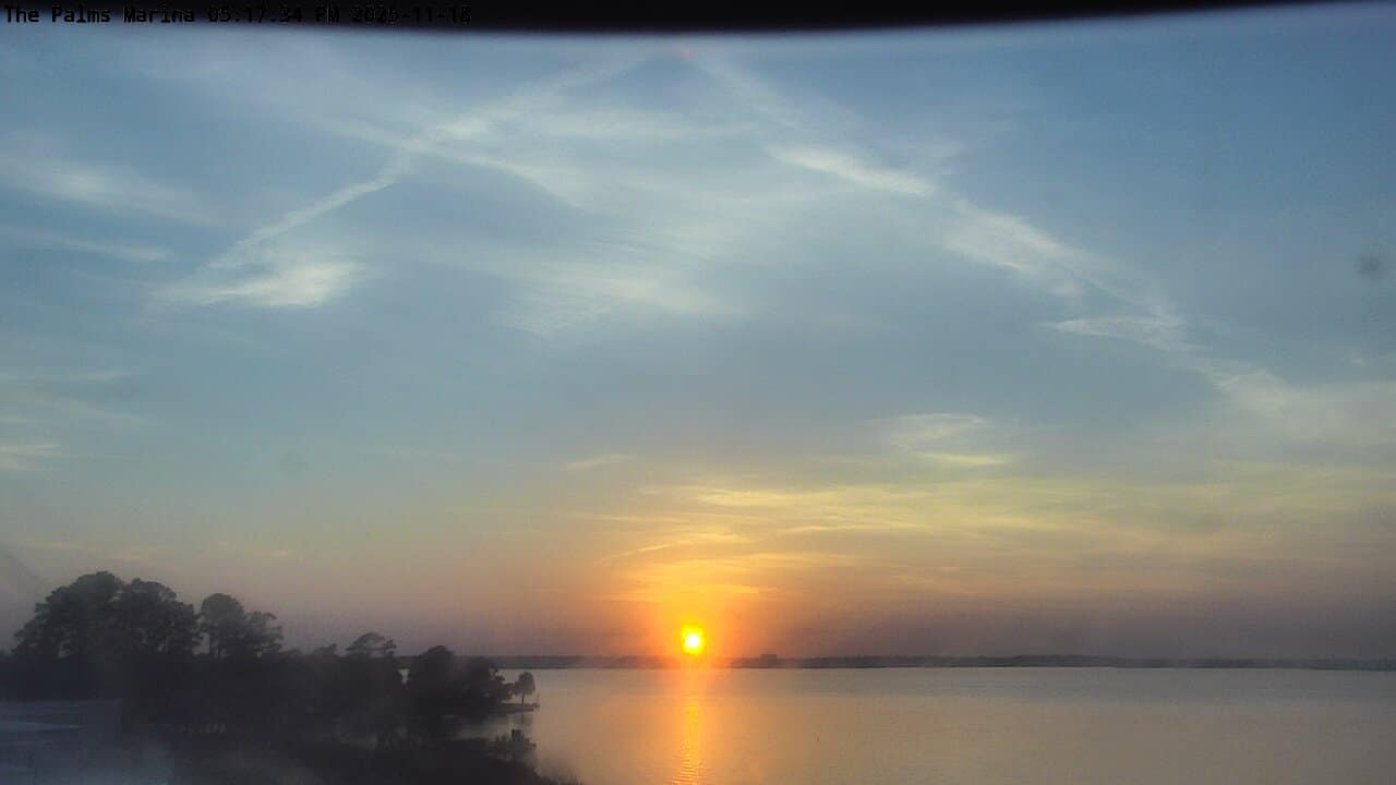 25-11-18_17-17-34-24.jpg Lake Conroe sunset photo