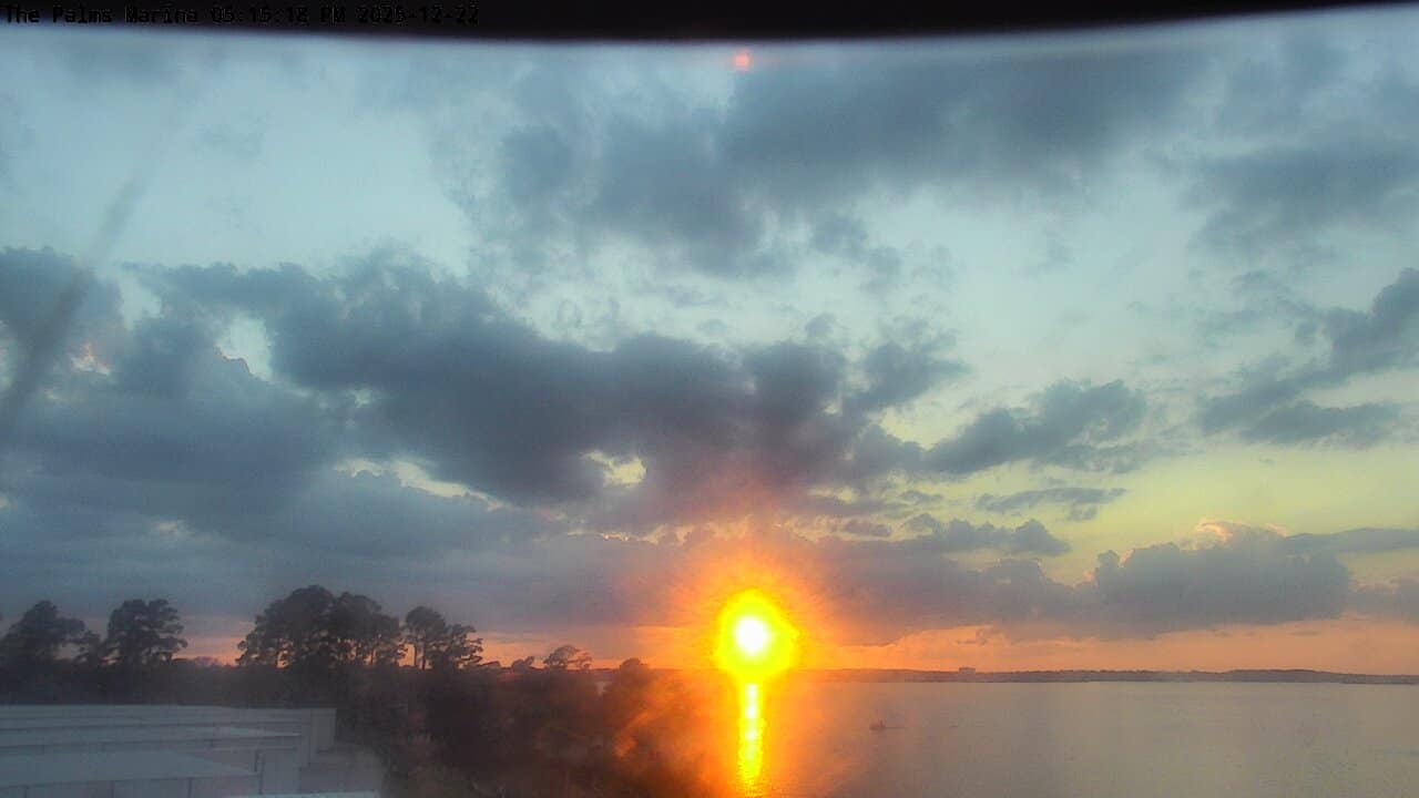 25-12-22_17-15-18-48.jpg Lake Conroe sunset photo
