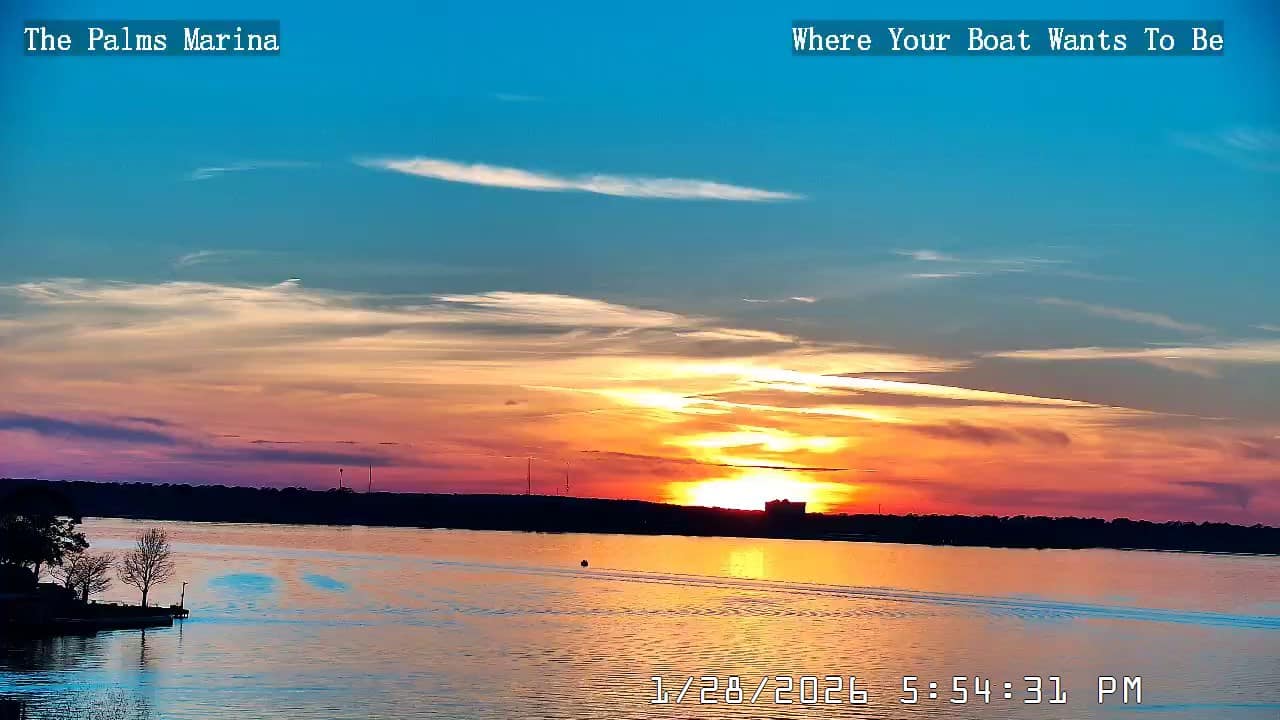 26-01-28_17-54-31.jpg Lake Conroe sunset photo