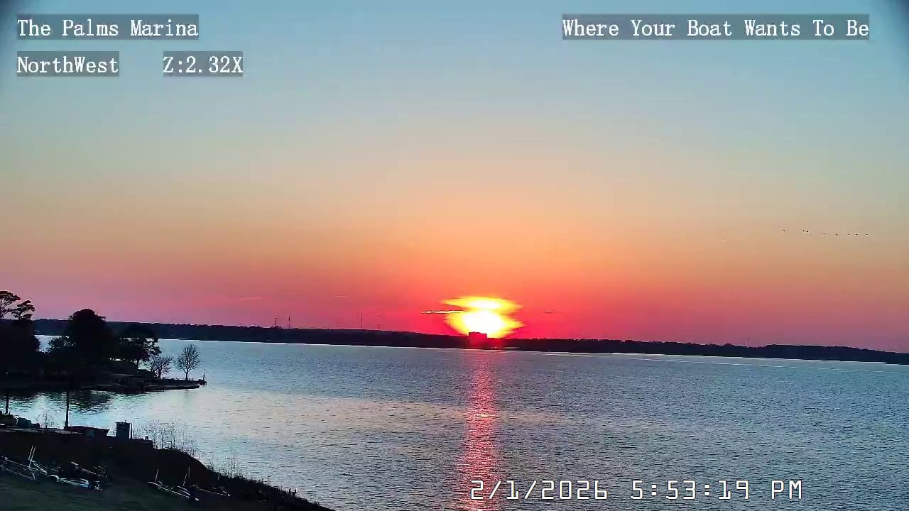 26-02-01_17_53_19 Lake Conroe sunset photo