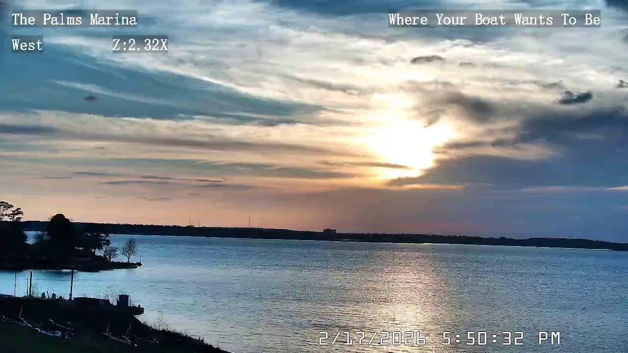 26-02-17-17-50-32 Lake Conroe sunset photo