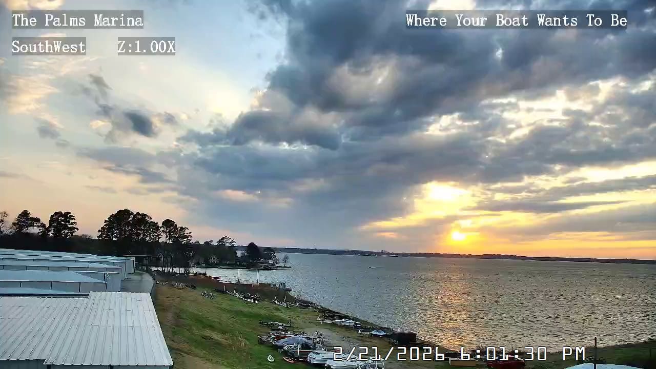 26-02-21-18-01-30 Lake Conroe sunset photo