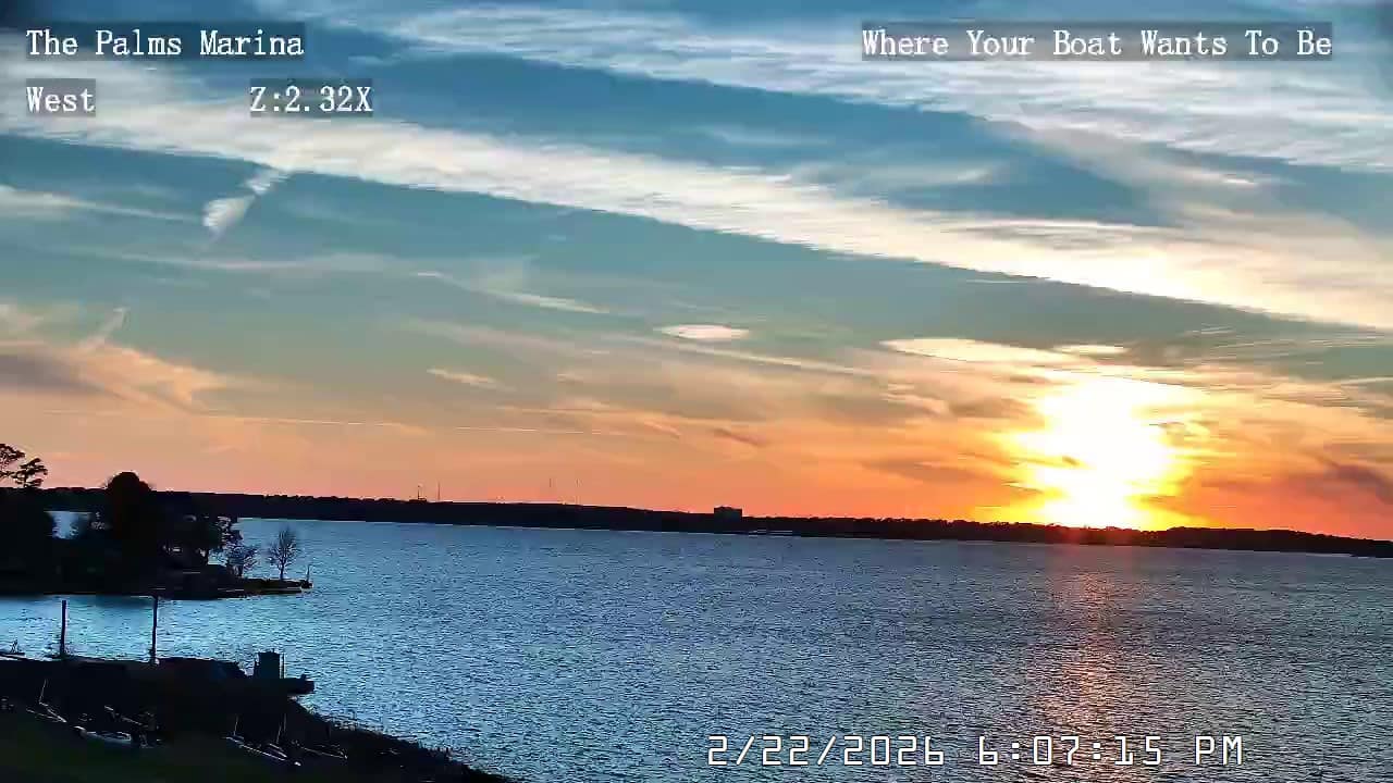 26-02-22-18-07-15 Lake Conroe sunset photo