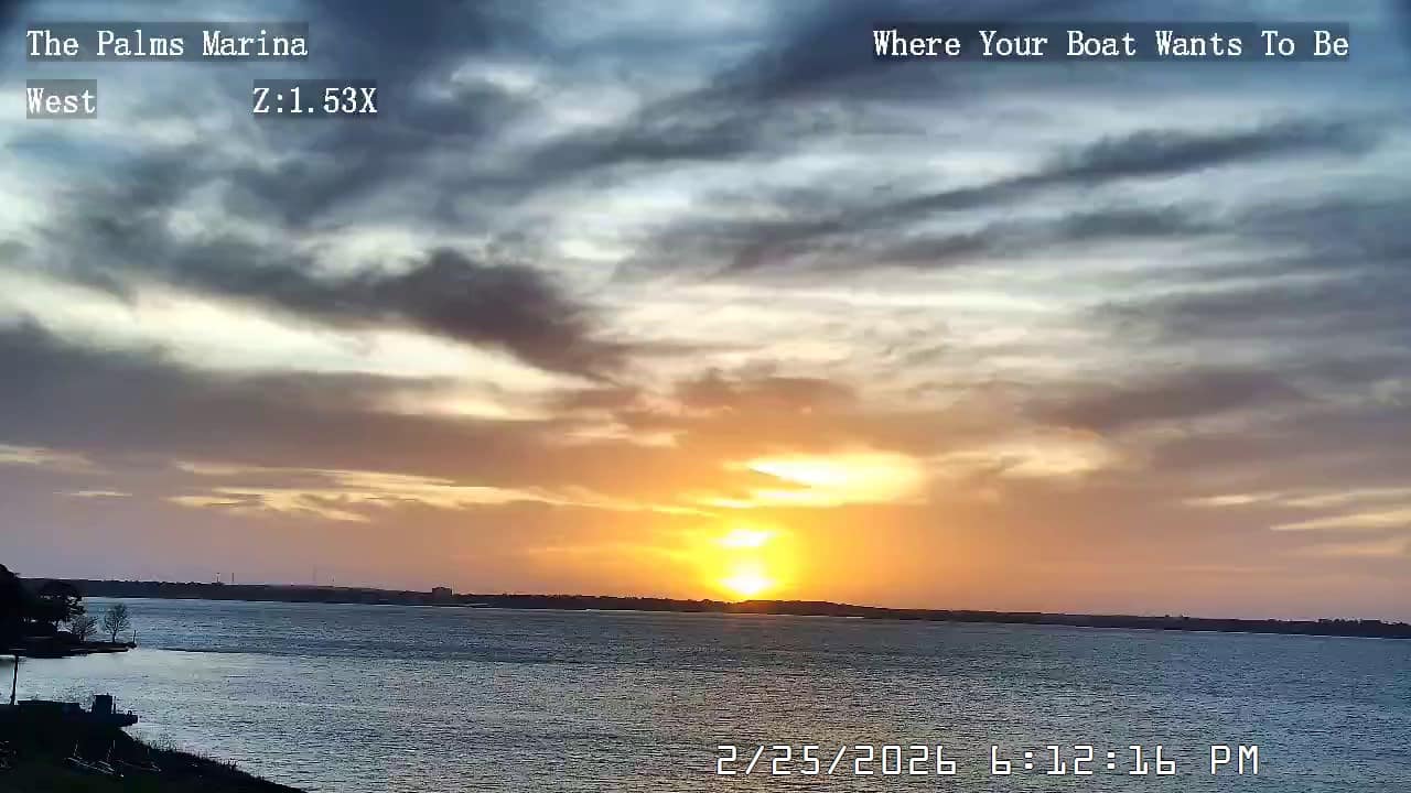 26-02-25-18-12-16 Lake Conroe sunset photo